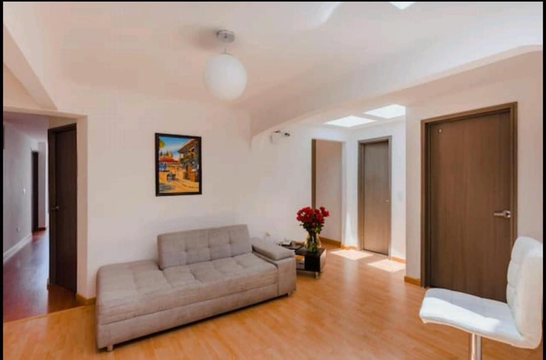 Pensión Sary House 3*